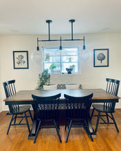 Load image into Gallery viewer, New England Windsor Chair