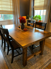 Load image into Gallery viewer, Hammerty Chair