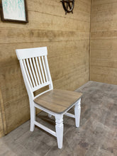 Load image into Gallery viewer, Seattle Chair