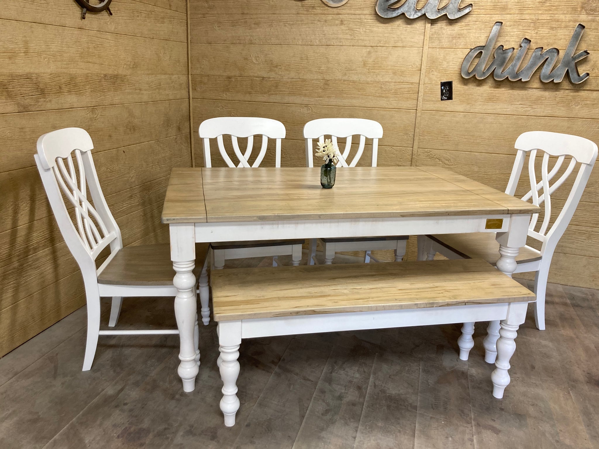Thin Spindle Leg Bench