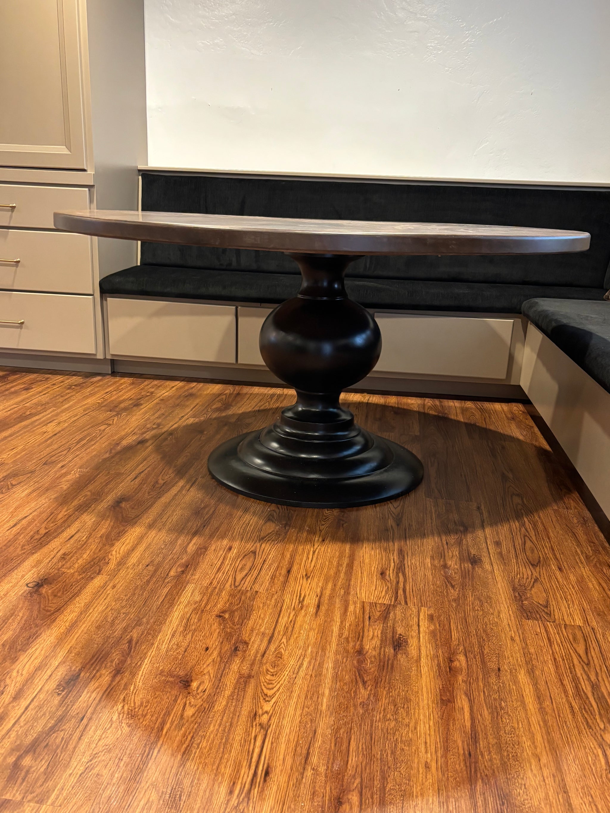 Lake Style Round Dining Table | Custom Solid Wood Furniture