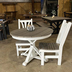 42” Round outdoor poly table with 2 chairs