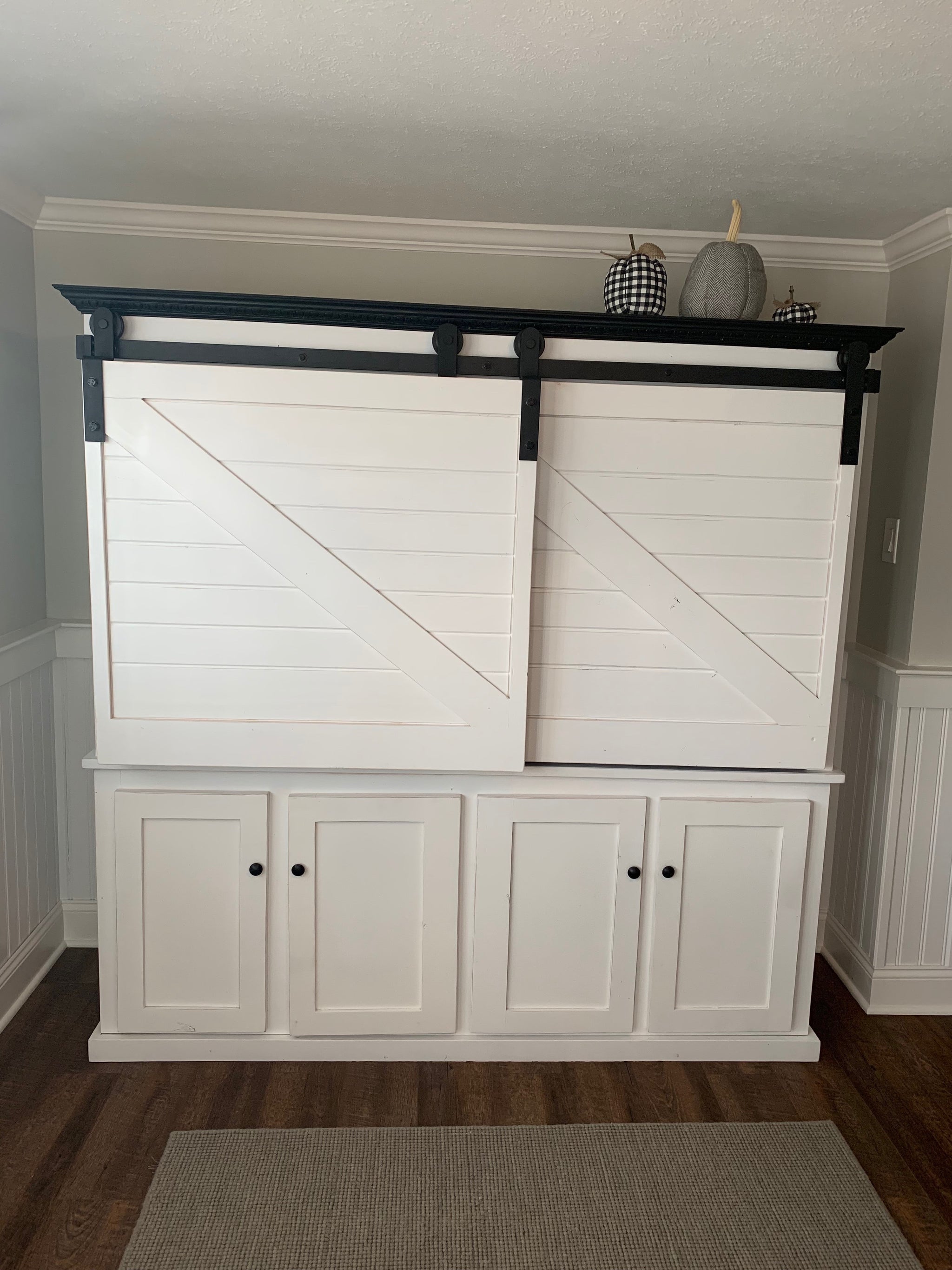Farmhouse Buffet