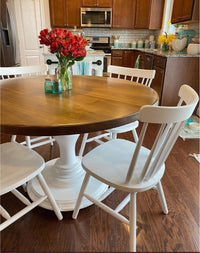 Tulip round table